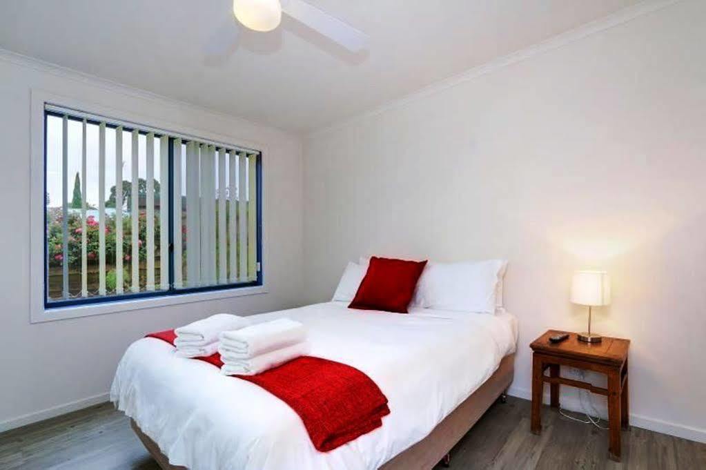 Phillip Island Off-Track Accommodation Cowes Extérieur photo